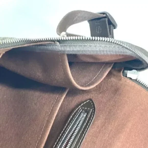 LOUIS VUITTON M30868 Taiga Crossbody Bag Messenger Bag Shoulder Bag